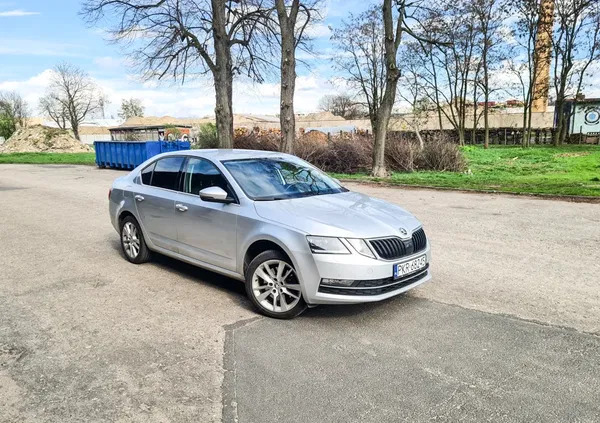 skoda Skoda Octavia cena 47900 przebieg: 242000, rok produkcji 2017 z Krotoszyn